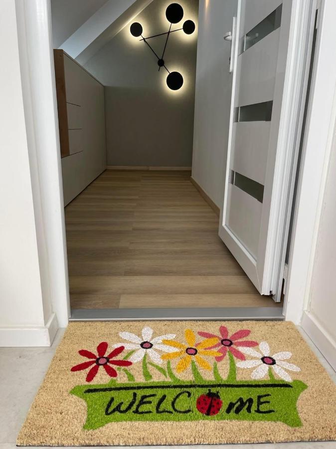 Fenyves Beach Apartman Delux Balatonfenyves Buitenkant foto