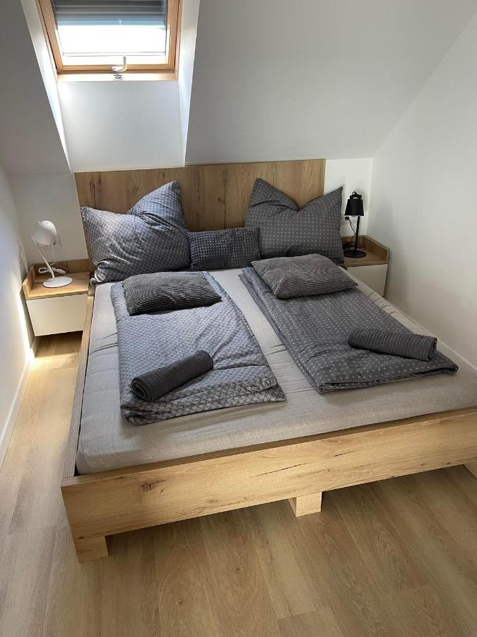 Fenyves Beach Apartman Delux Balatonfenyves Buitenkant foto
