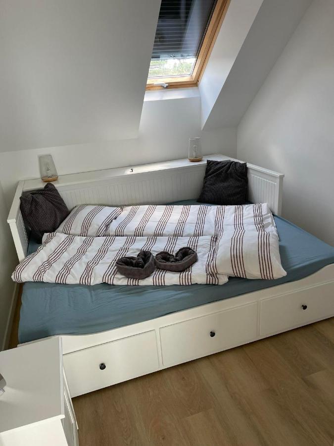 Fenyves Beach Apartman Delux Balatonfenyves Buitenkant foto