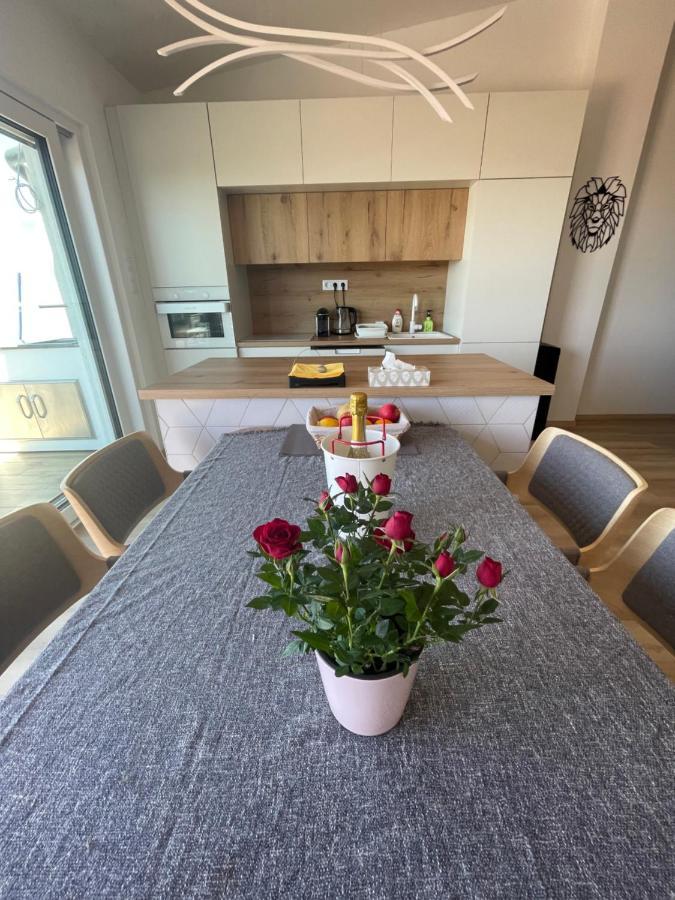 Fenyves Beach Apartman Delux Balatonfenyves Buitenkant foto